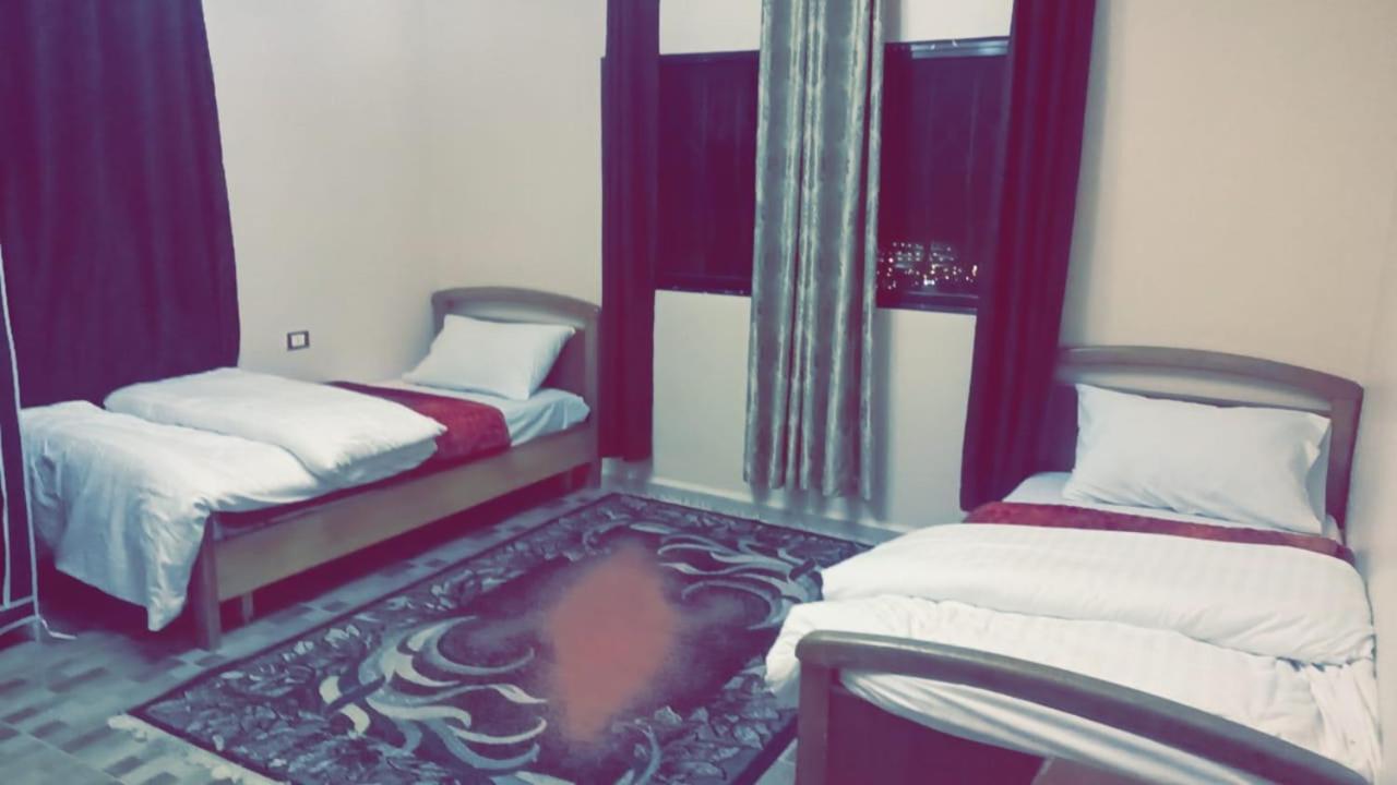 Jordanian Baity Apartment 瓦迪穆萨 外观 照片