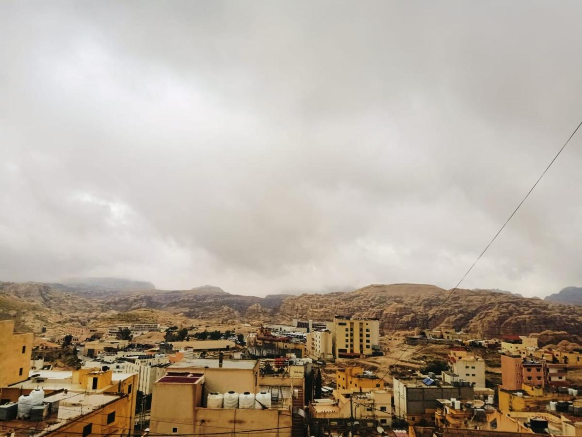 Jordanian Baity Apartment 瓦迪穆萨 外观 照片