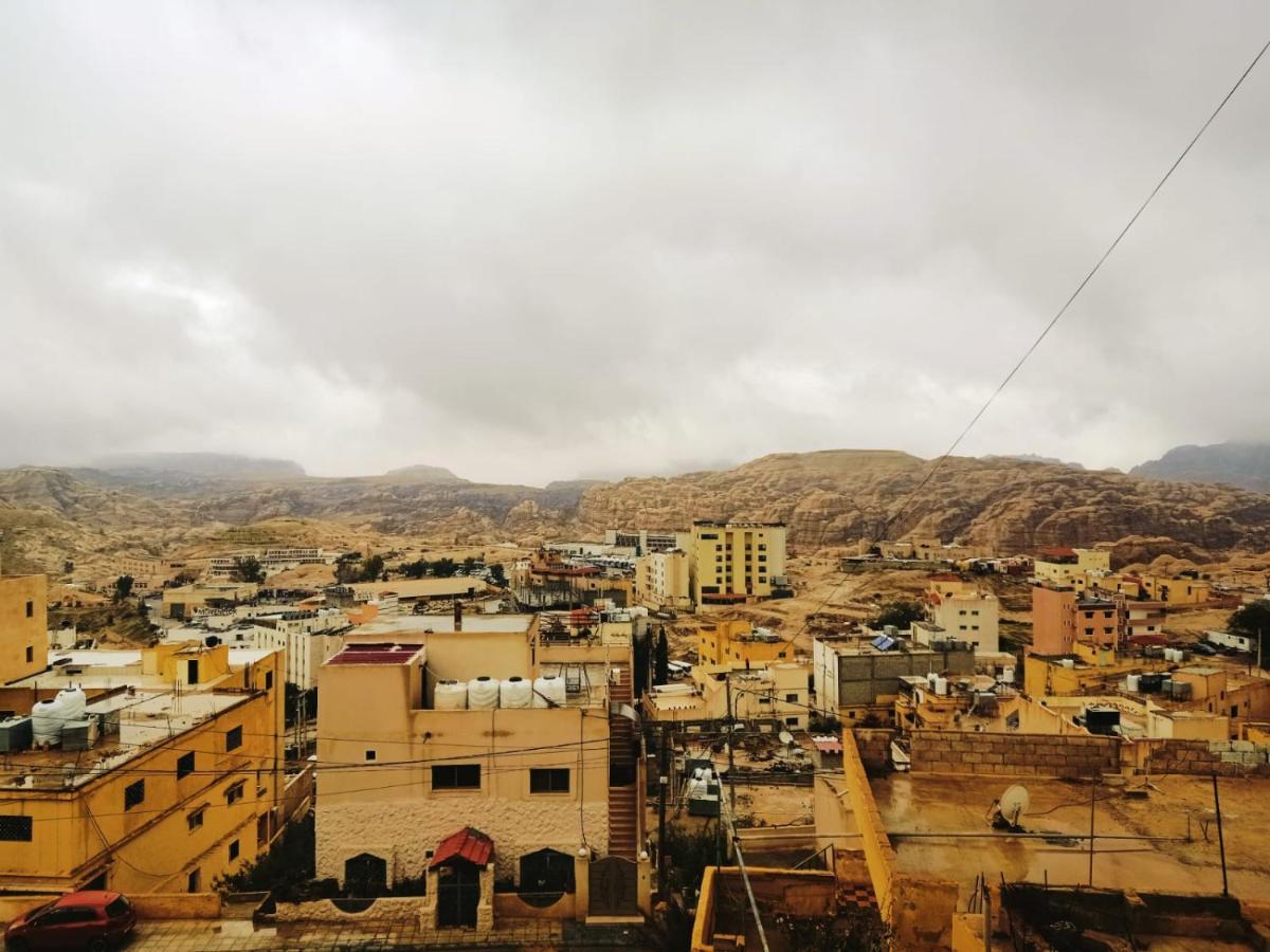 Jordanian Baity Apartment 瓦迪穆萨 外观 照片